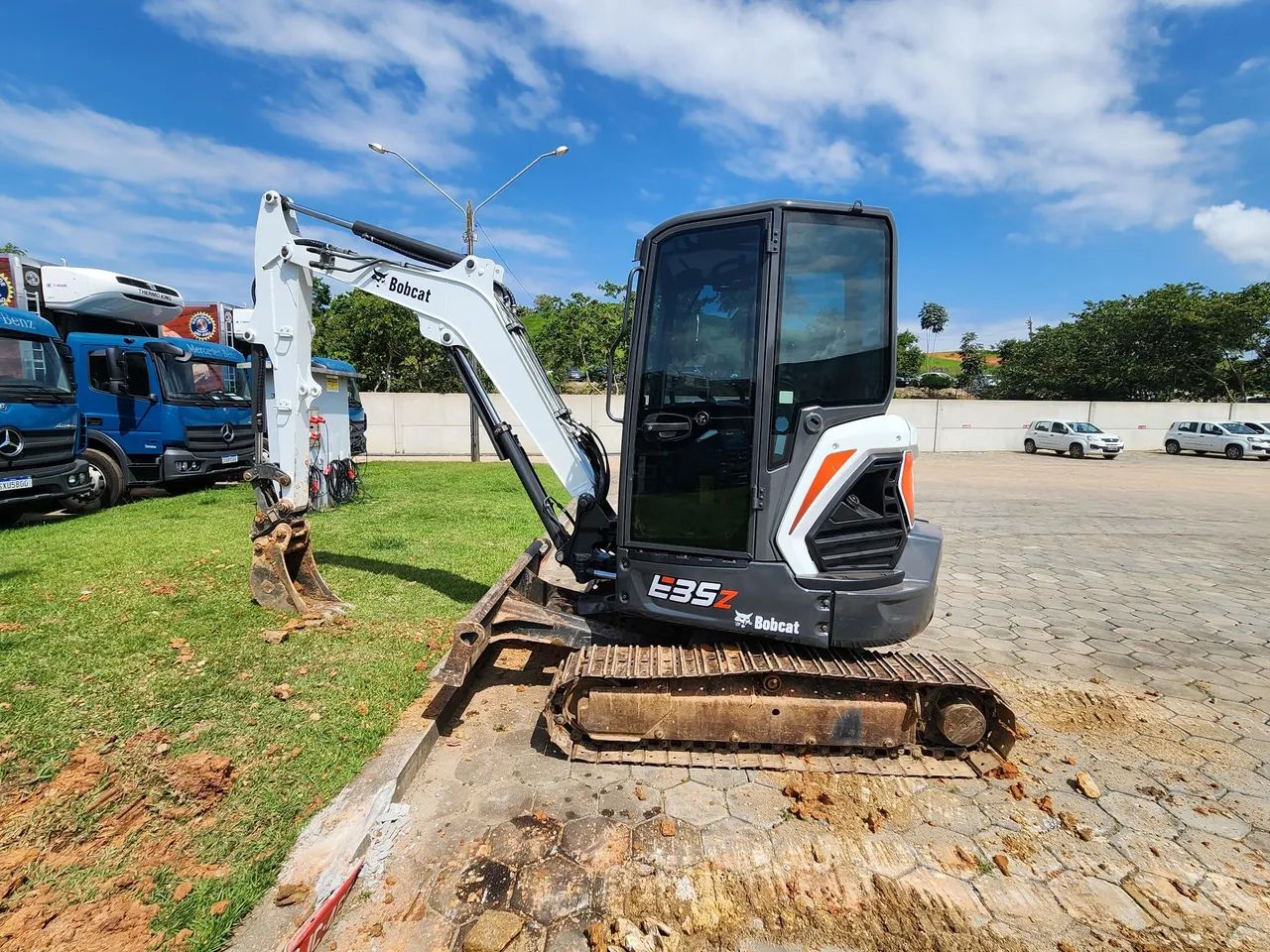 Mini escavatdora Bobcat - Foto 3