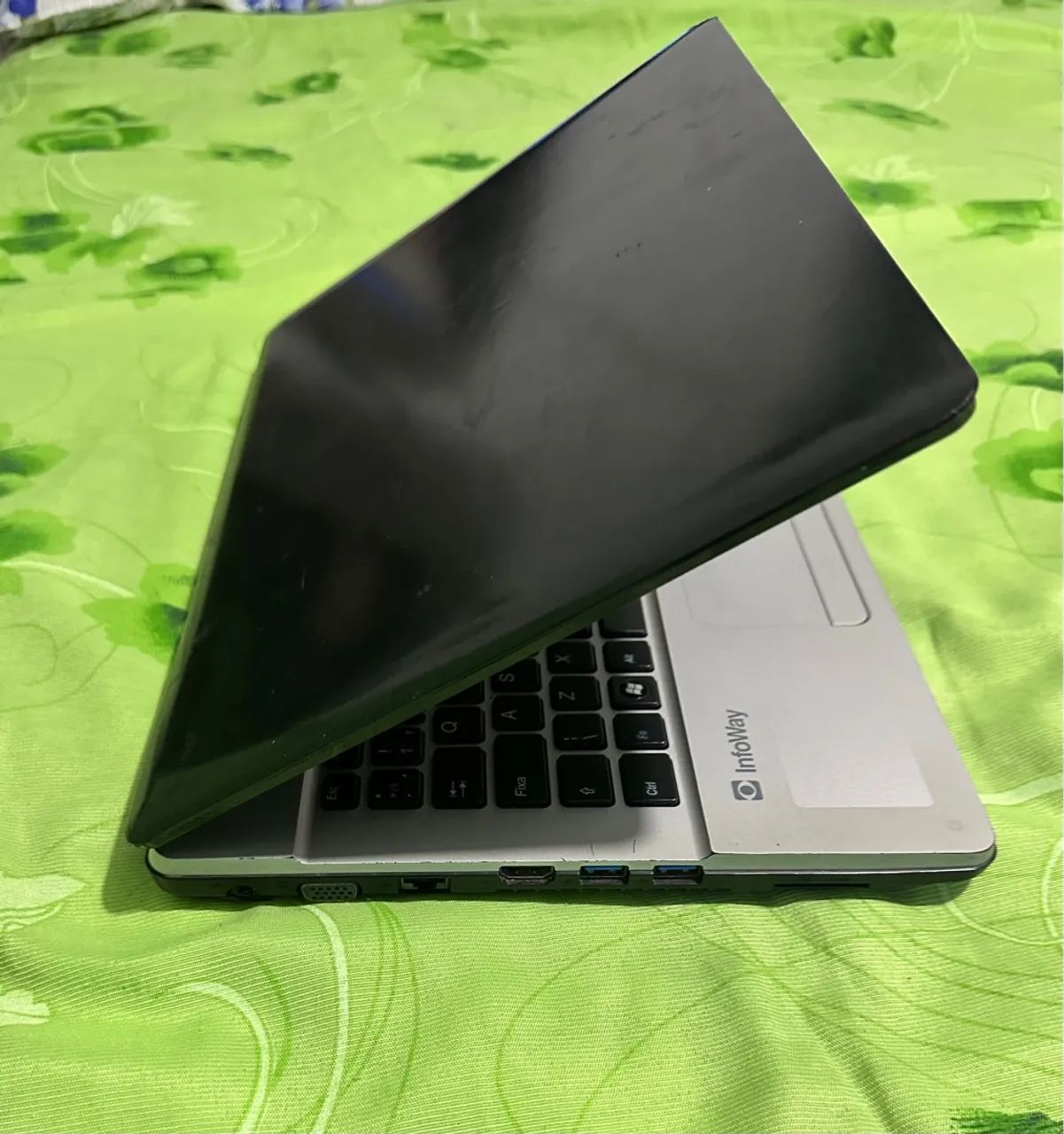 Notebook Itautec - Core i3  - Foto 5