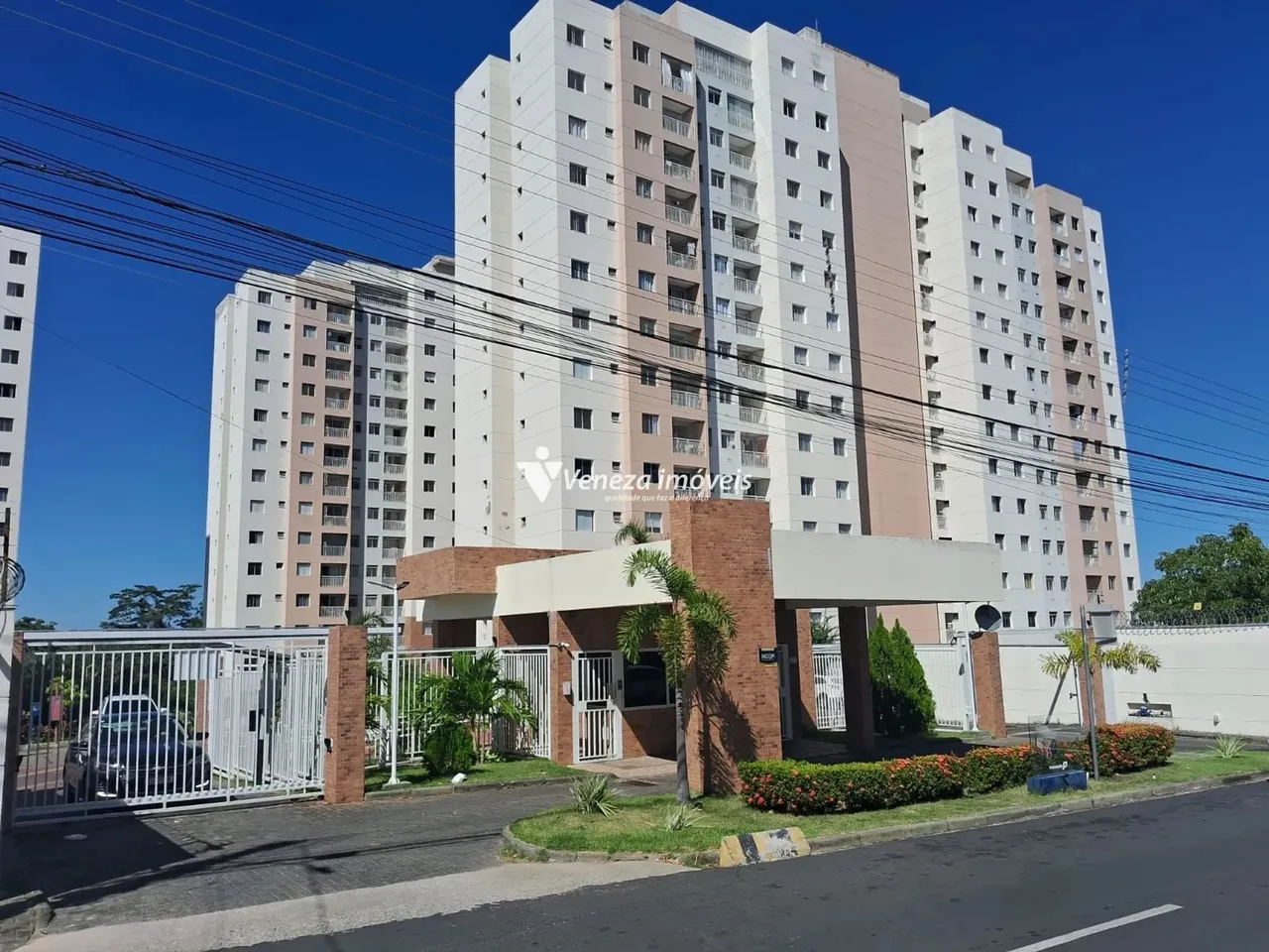 Apartamento com 02 vagas no Santa Isabel para aluguel