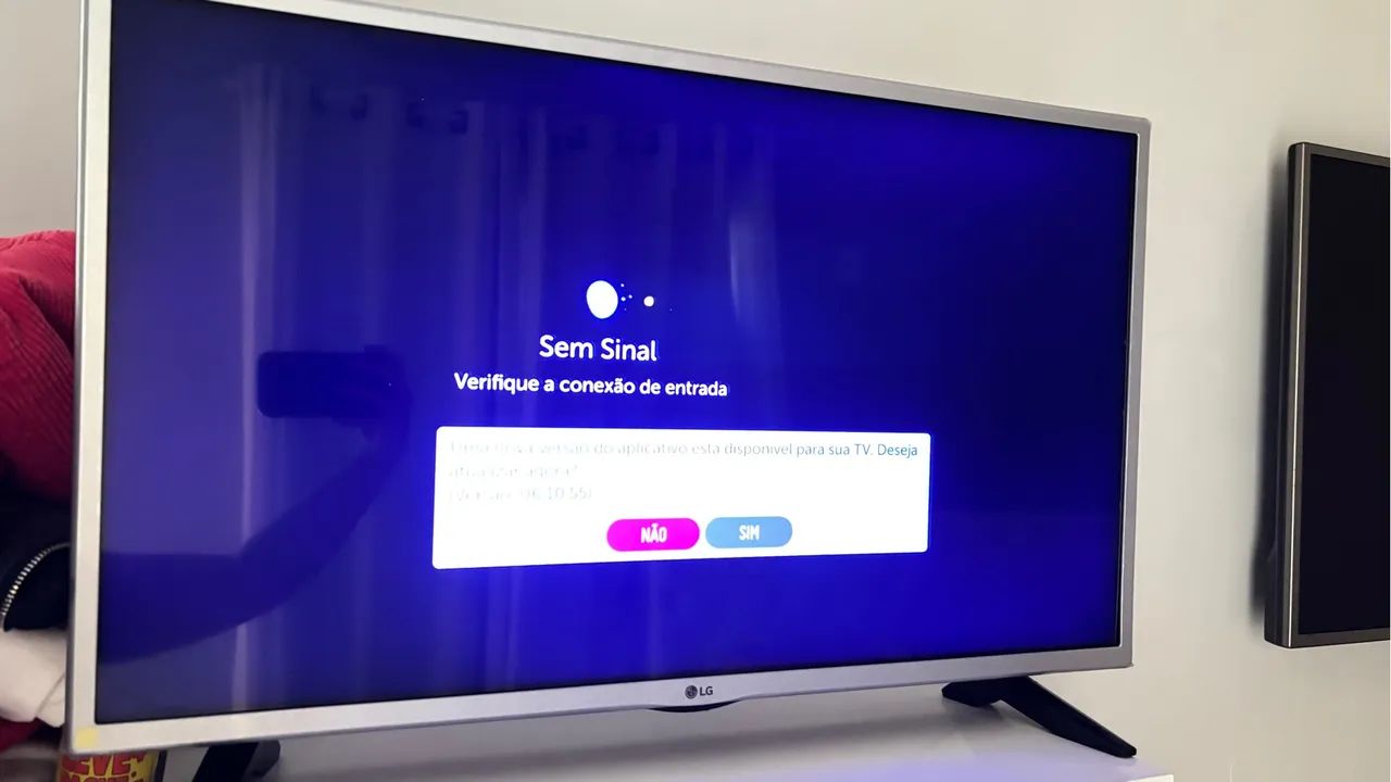 SMART TV LG com tela de 32 polegadas
