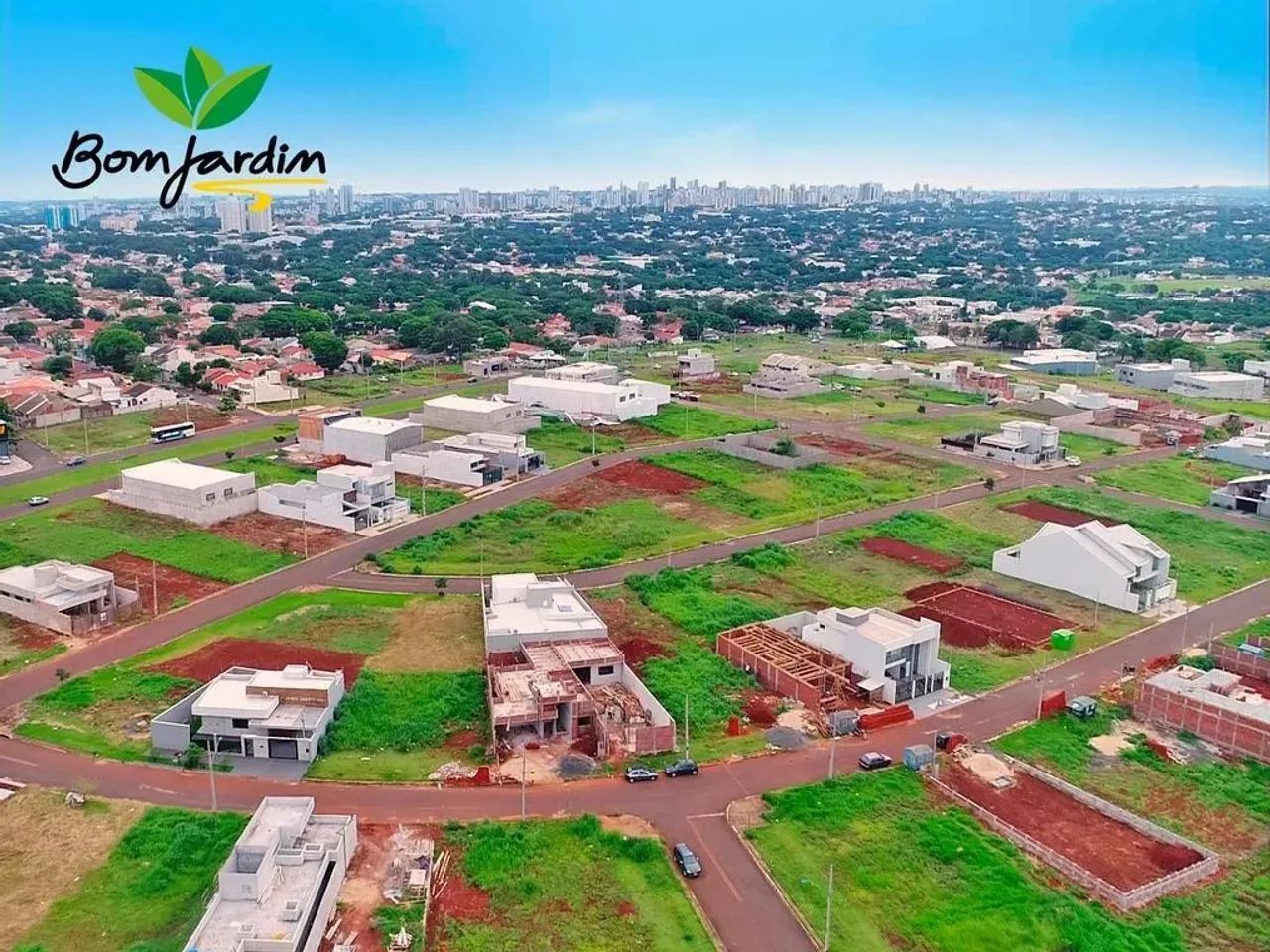 Terreno com 400 m² à Venda no Cj Hab Requião - Maringá - Foto 3