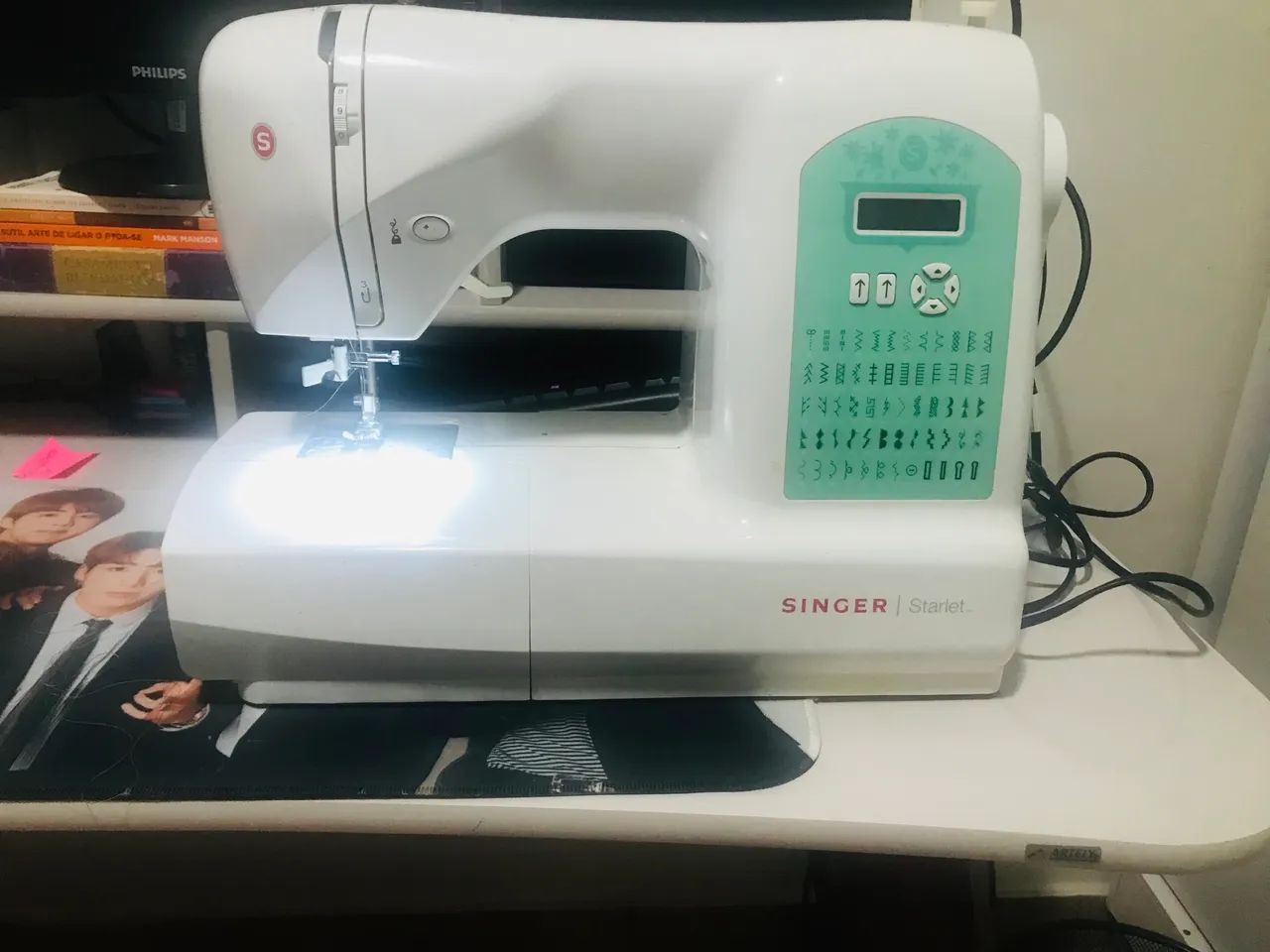 Máquina de costura doméstica 