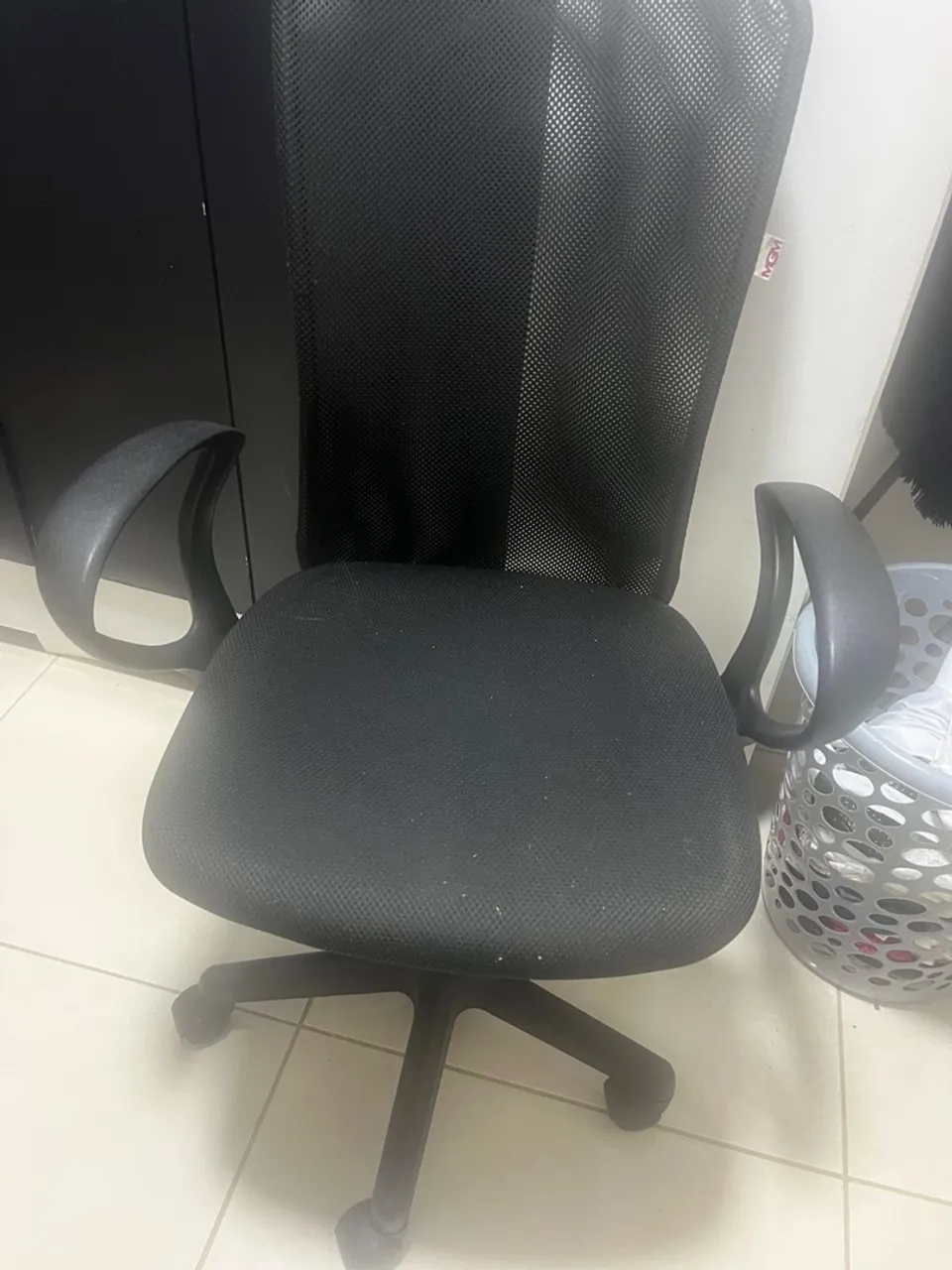 Cadeira de Escritório Ergonômica Preta