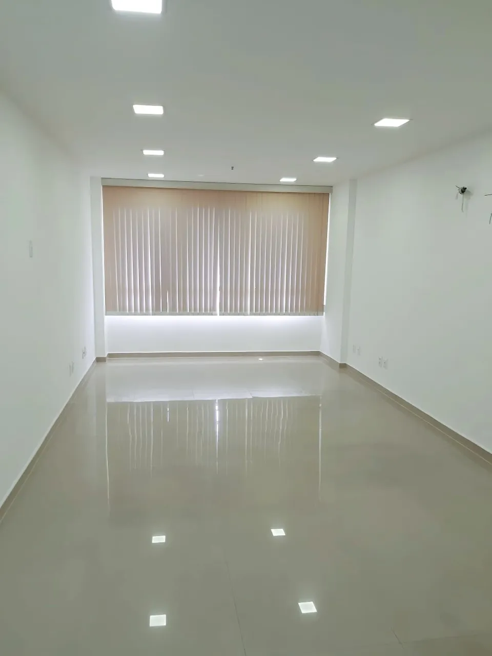 Studio para aluguel possui 29 metros quadrados com 1 quarto em Del Castilho - Rio de Janei