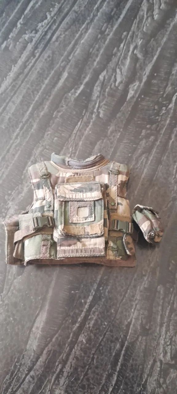 Kit militar para figuras 1/6 - Foto 2