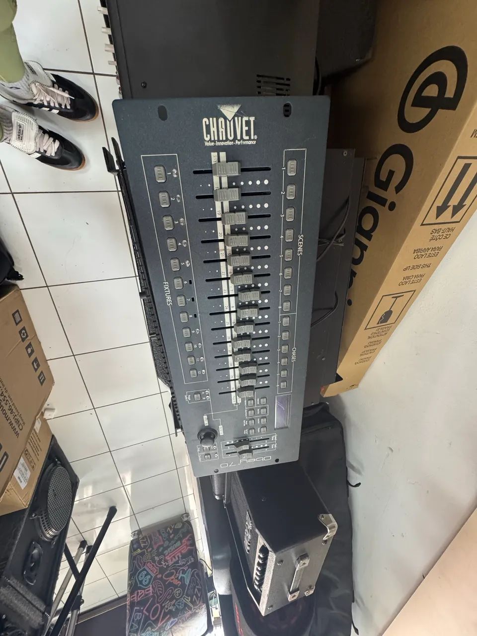 Mesa pra controlar iluminação 