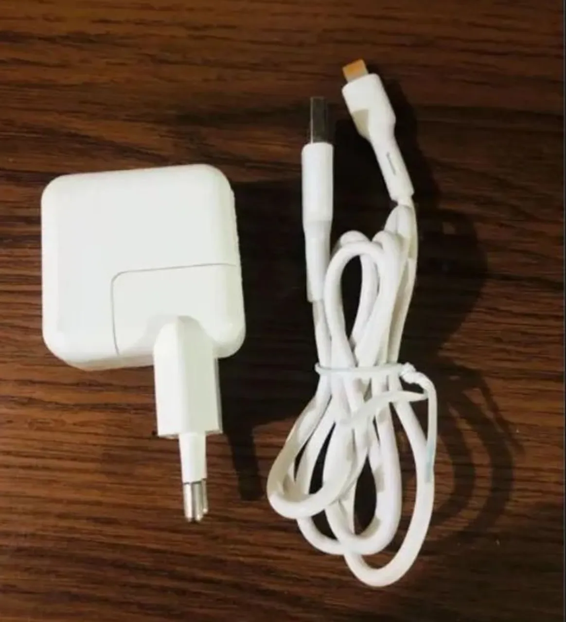 Carregador de iPhone 20W Original