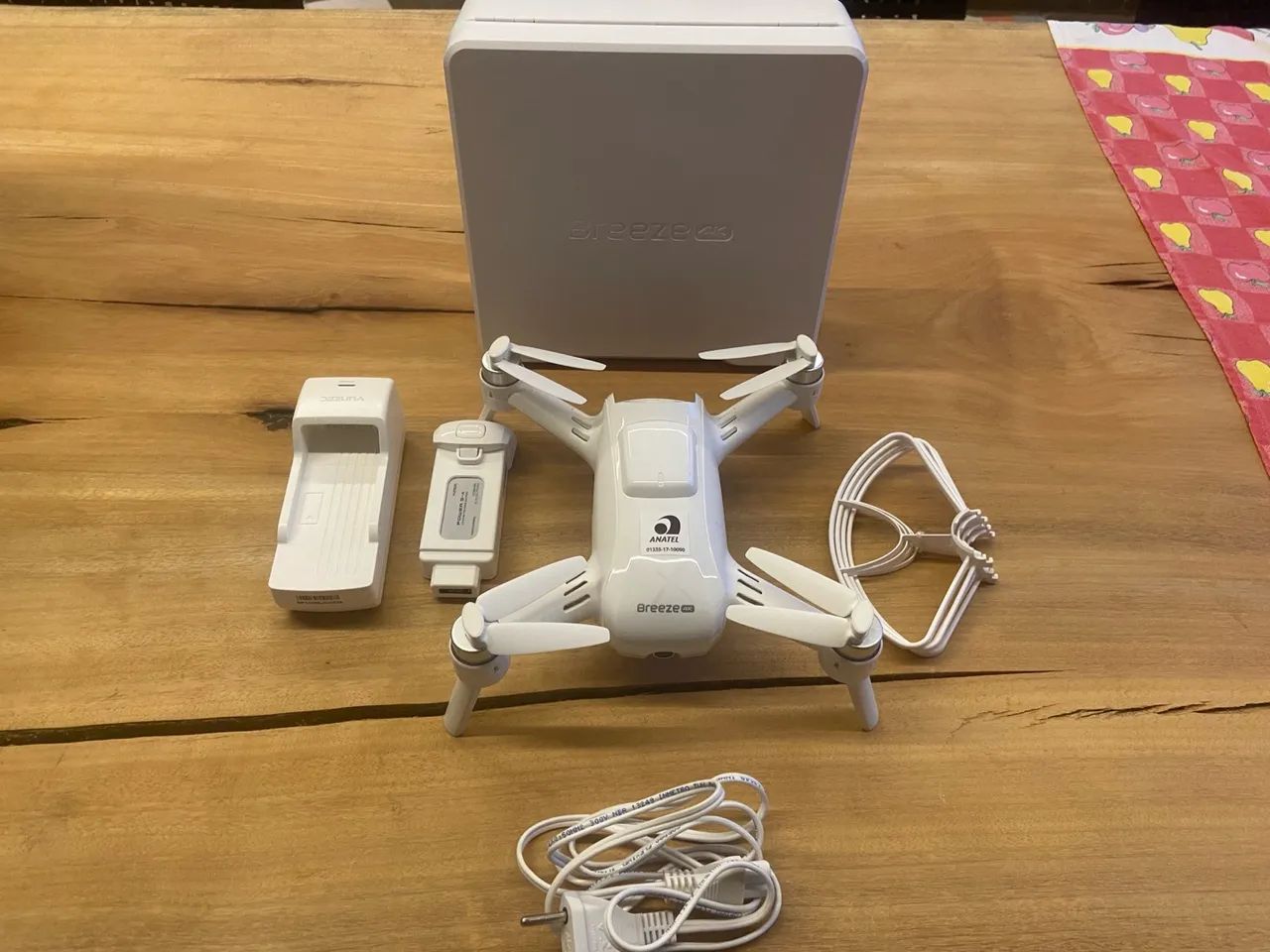 Drone Yuneec Breeze 4K - com gps - retorna sozinho  - Foto 2