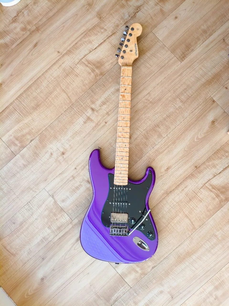 Guitarra Stratocaster Custom Shop Premium (Gotoh, cts, perfect tone, etc)