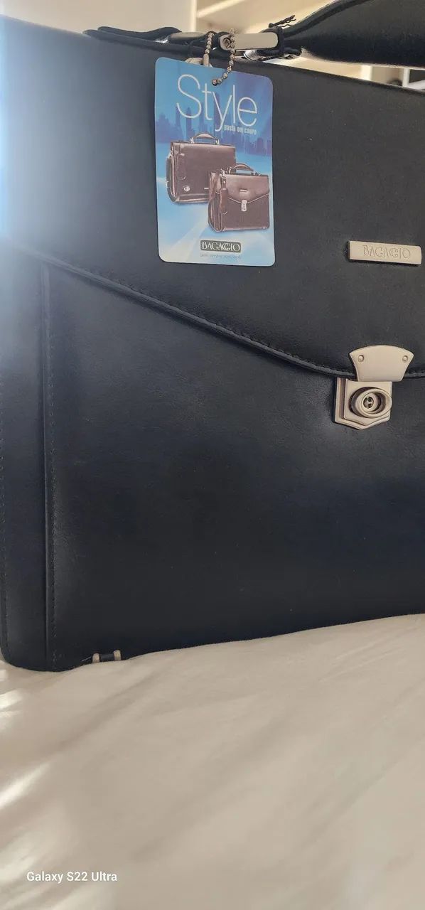 Maleta Executiva Baggagio NOVA EM COURO 