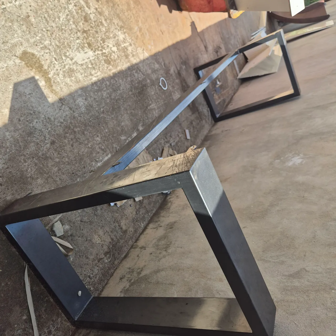 Pés de Mesa em Metal Preto - mesa de ferro robusta
