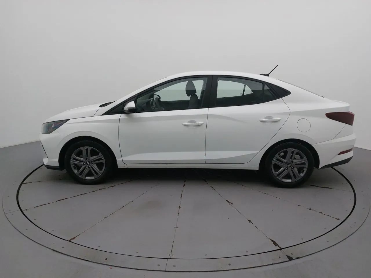 Hyundai HB20S Comfort Plus 1.0 TB Flex 12V Aut, foto 2 de 18
