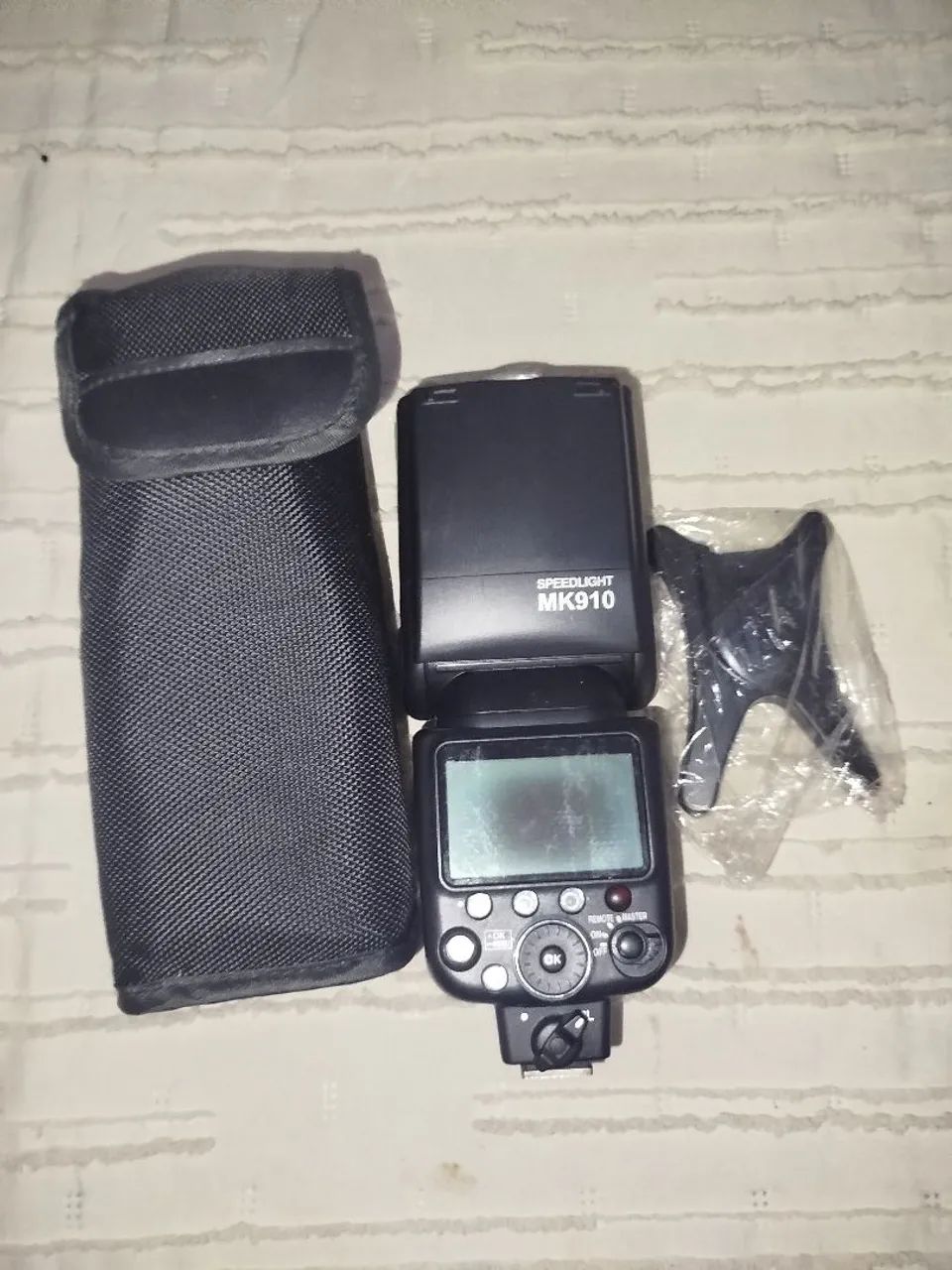 Flash Flash Meike MK 910 - Novo - Pechincha  - Foto 3