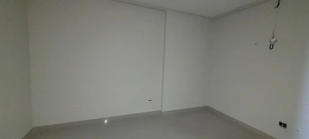 Alugo sala no Ed Top Tower com 53 m², 04 salas, copa, banheiro e vaga de garagem, Cuiabá - Foto 2