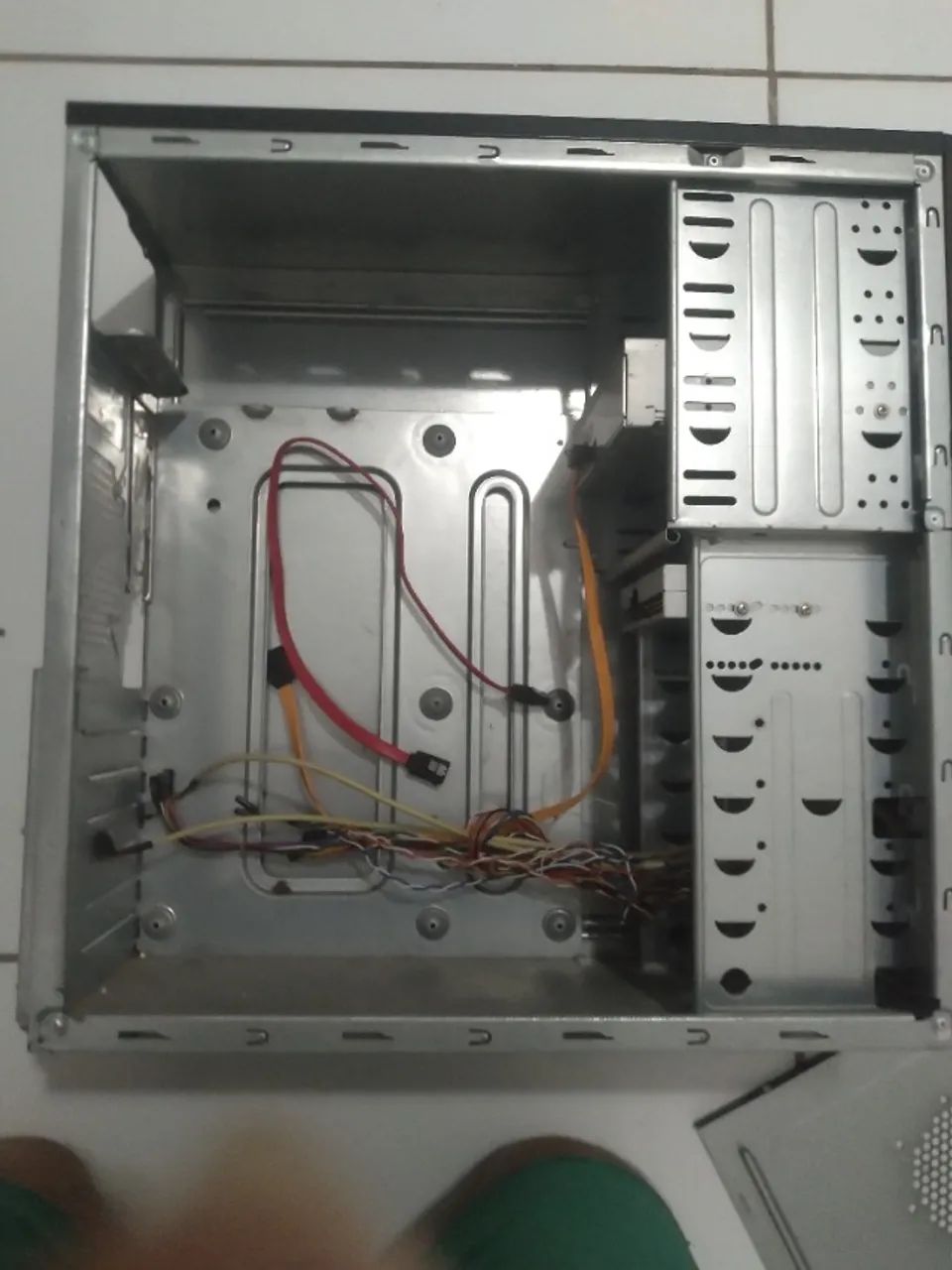 Gabinete para computadores  - Foto 3