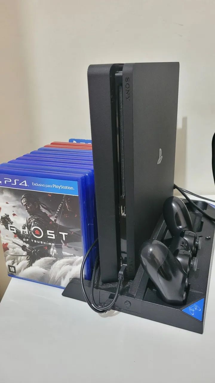Playstation 4 Slim 1TB + Jogos + Base suporte com carregamento de controle