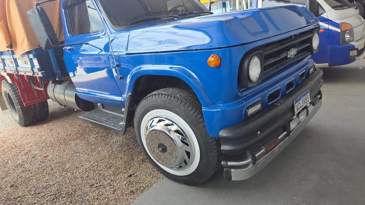 Chevrolet 75 reduzido 