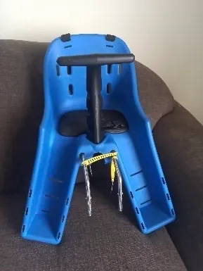 Cadeirinha de bicicleta infantil