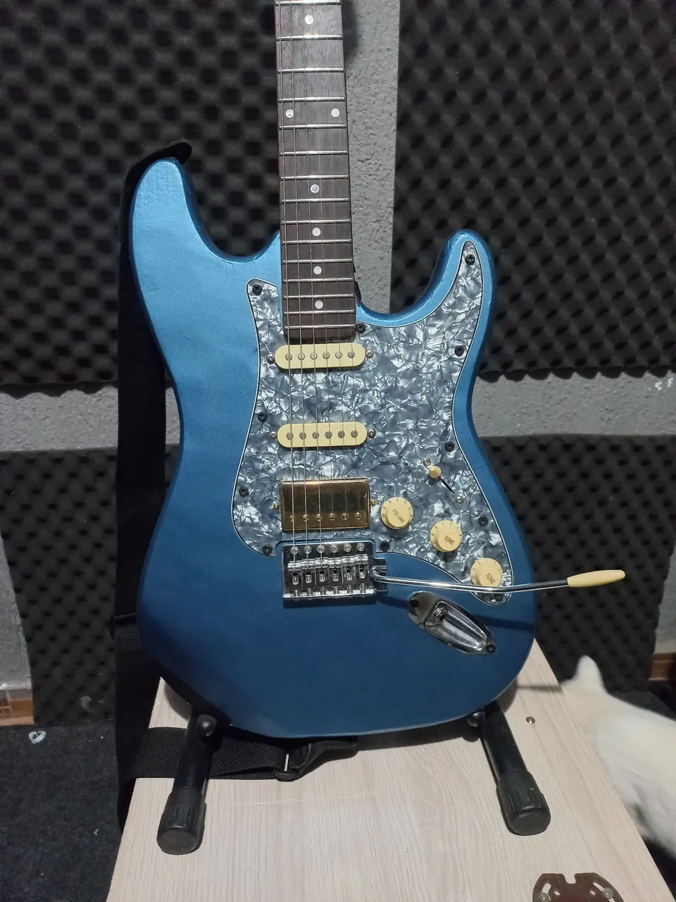 Guitarra barato HSS