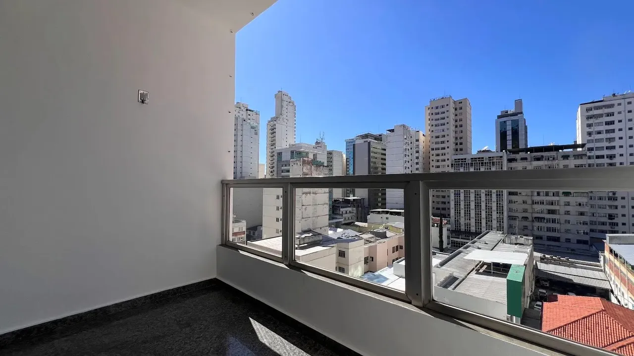 Imóvel para venda possui 118 metros quadrados com 3 quartos em Centro - Juiz de Fora - MG