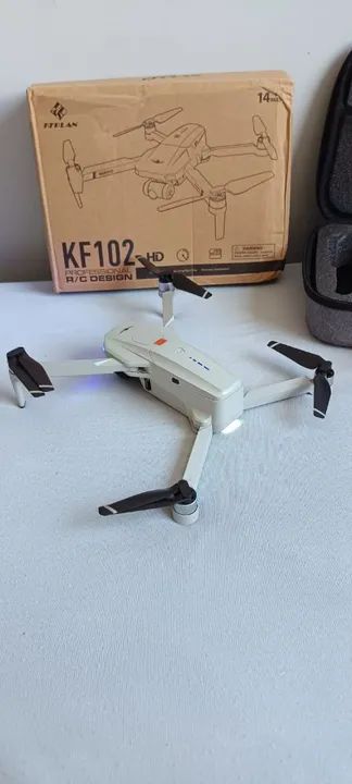 Drone KF102