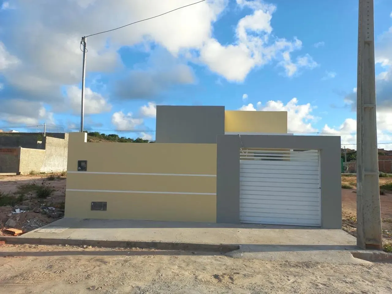 casas novas no Eduardo Gomes. Porto Poxim