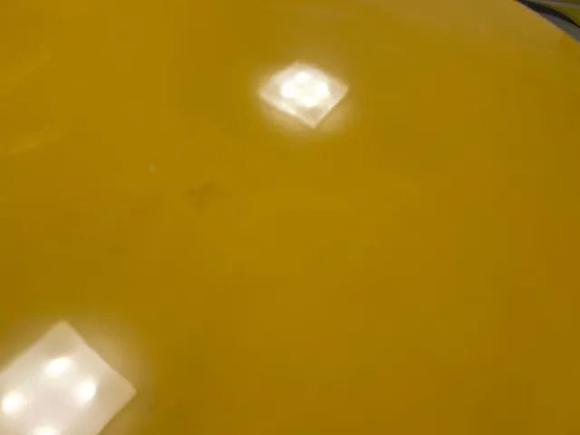 Round yellow lacquered side table 50 cm in diameter x 50 cm in height. Unit.64317062602113124