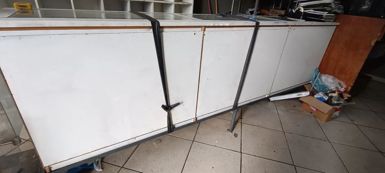 Vendo Balcão com 18 gavetas! - Foto 2