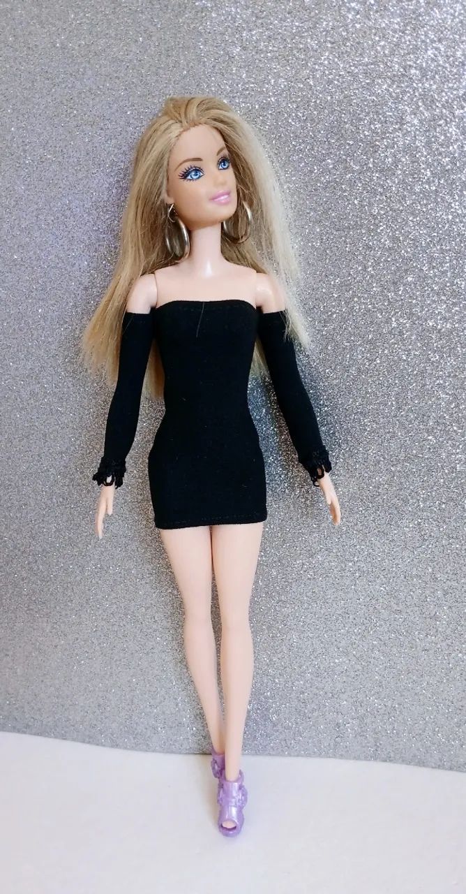 Roupas para boneca Barbie - a partir de 30,00.