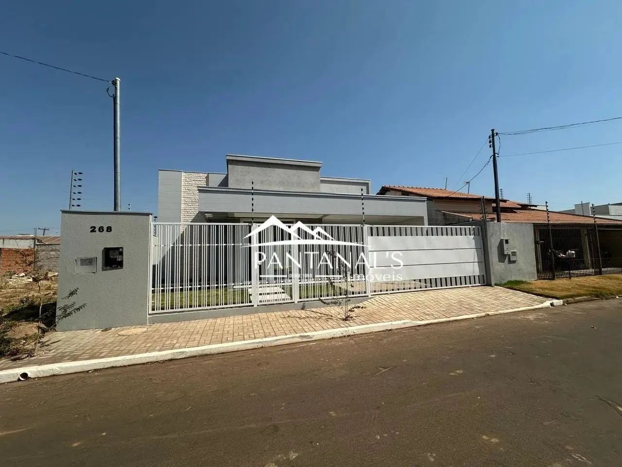 EXCELENTE CASA NO PARQUE DAS ROSAS
