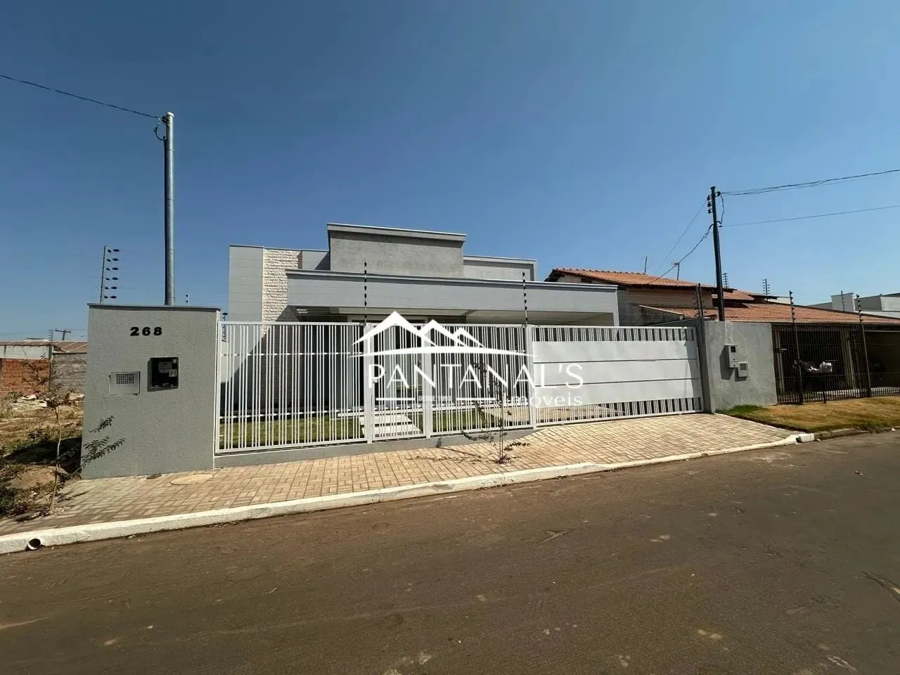 EXCELENTE CASA NO PARQUE DAS ROSAS