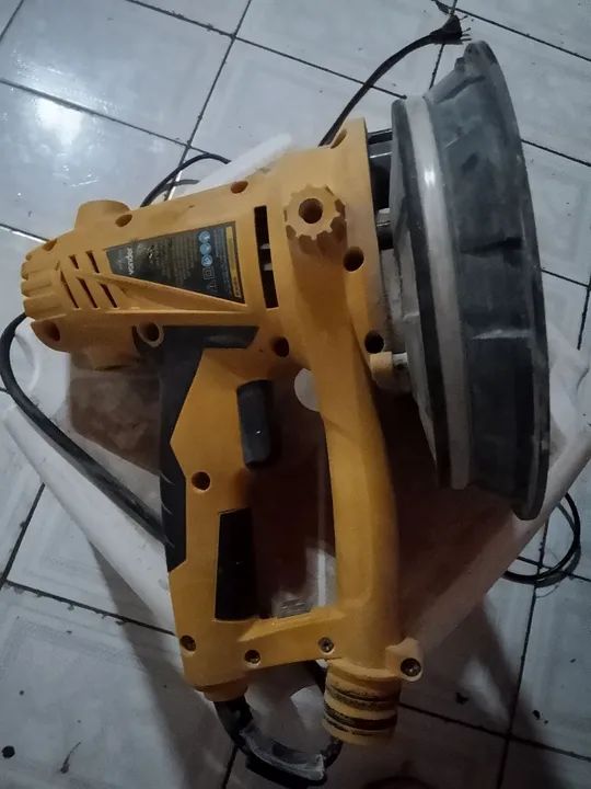 Lixadeira de Parede Elétrica - Usada