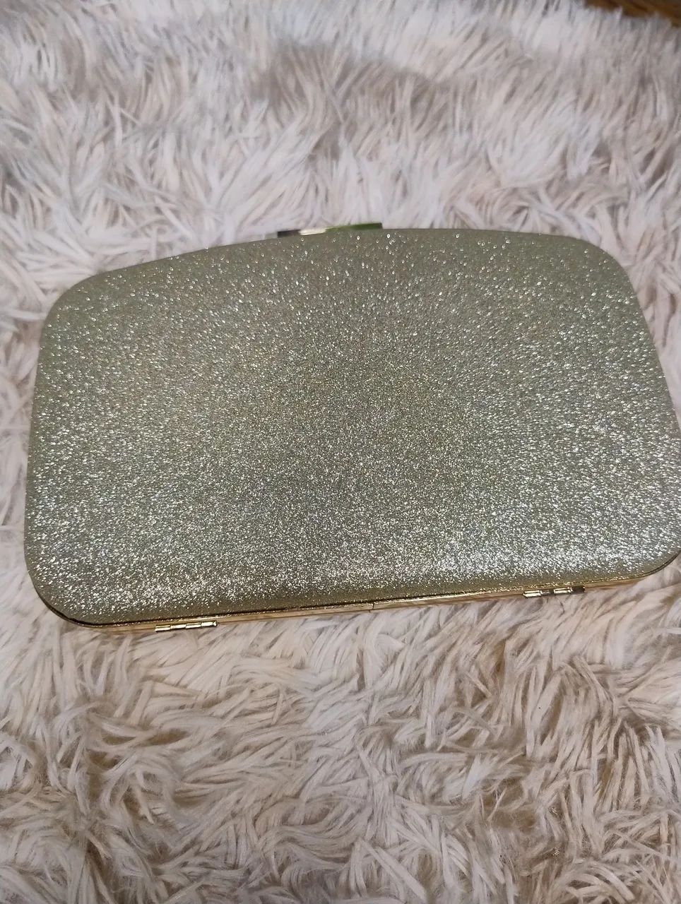 Bolsa de mão dourada - Foto 4