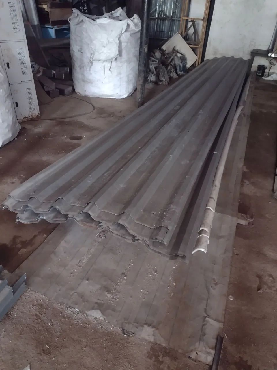 Telhas galvanizada trapézio gavalume usadas. - Foto 2
