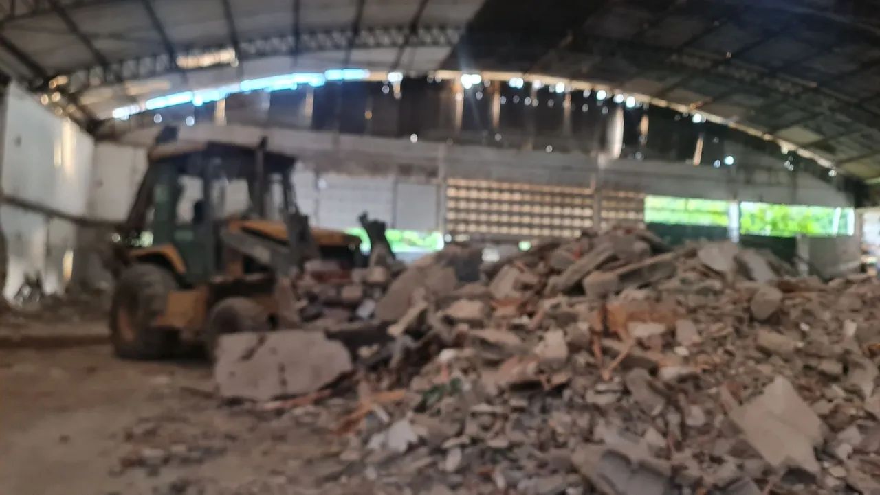 Ser Retroescavadeira Demolição e etc. - Foto 2