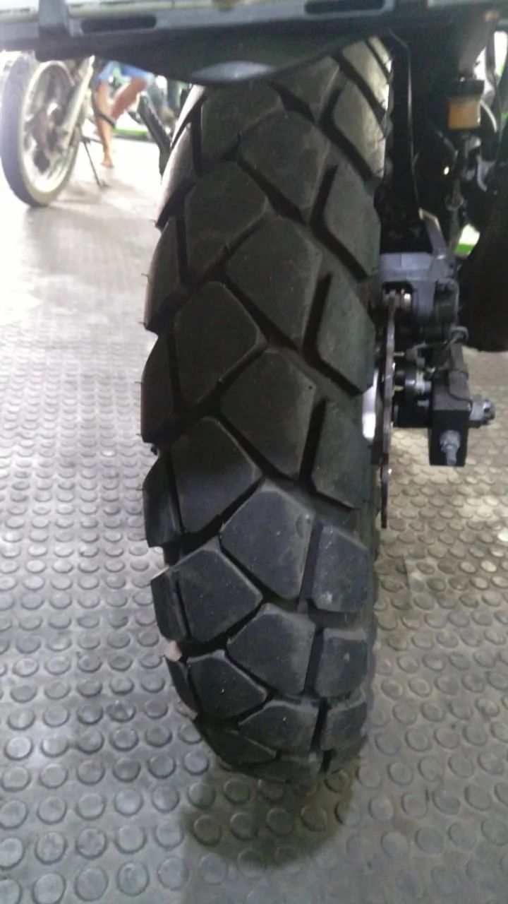 versys 300x completa com acessorios  - Foto 4