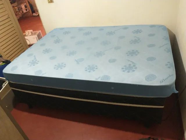cama Box com colchão