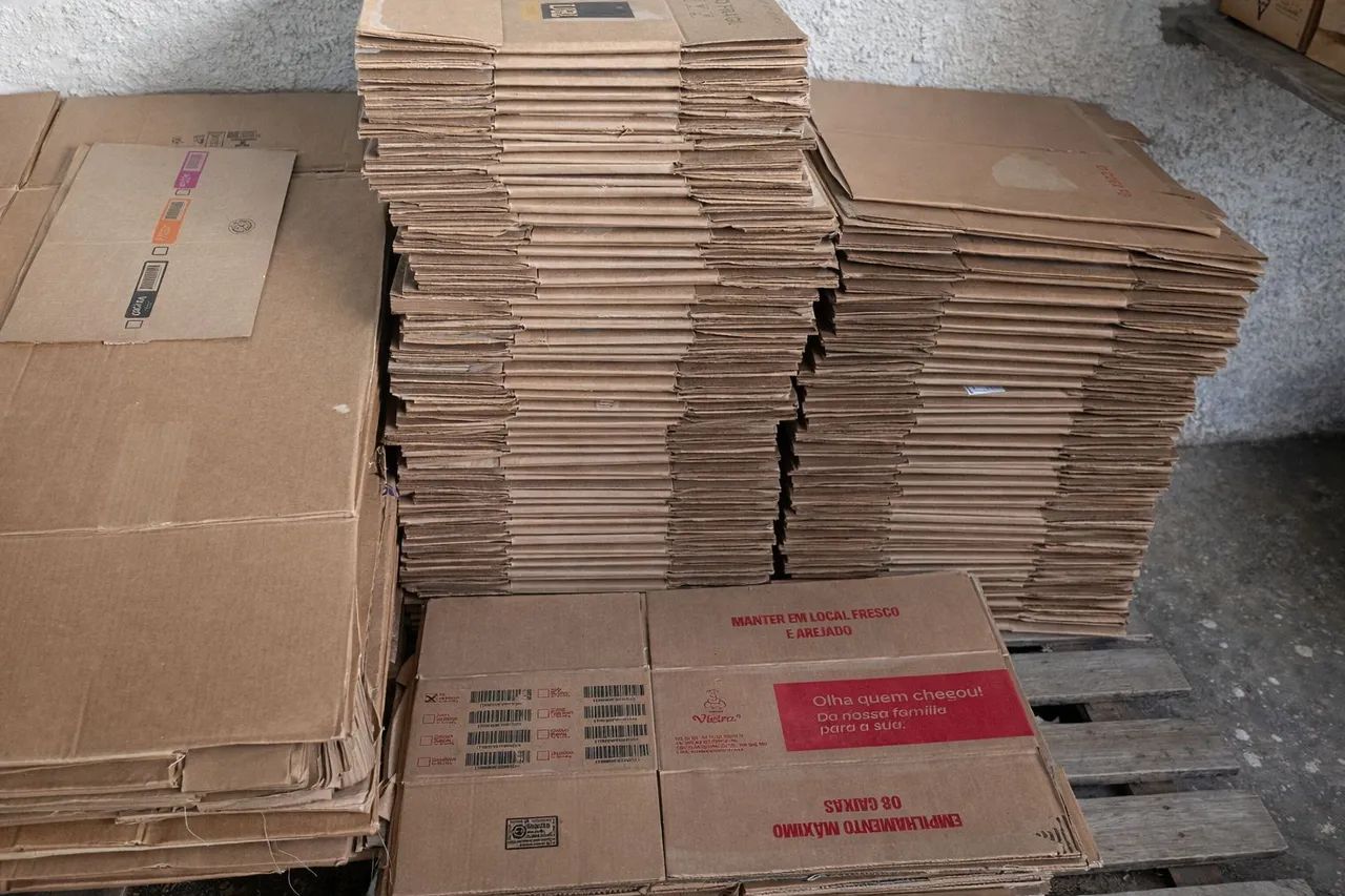 Caixas de papelão para mudanças e embalar 