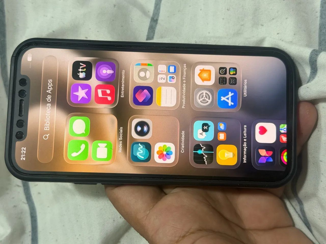 iPhone 12 Pro novinho pra vender e 1,600 - Foto 4