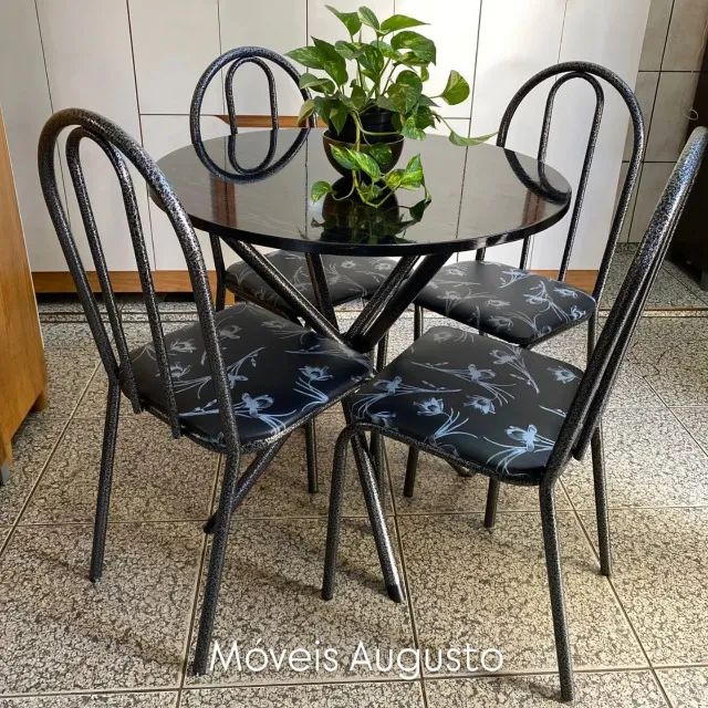 Mesa Pedra Marmorizada com 4 Cadeiras Nova, Entrego,  na Promoção 