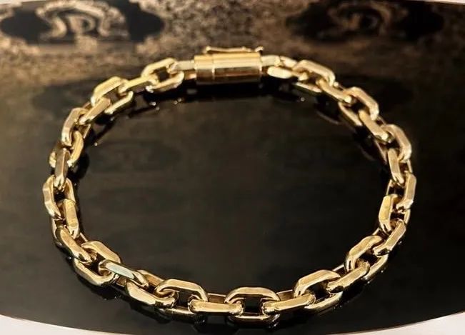 Pulseira Cadeado Em Ouro 18k 750