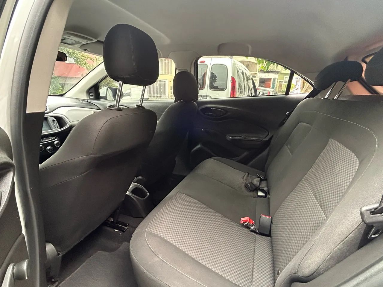 Chevrolet Onix Hatch LT 1.0 8V Flex Mec. 4P, foto 11 de 20