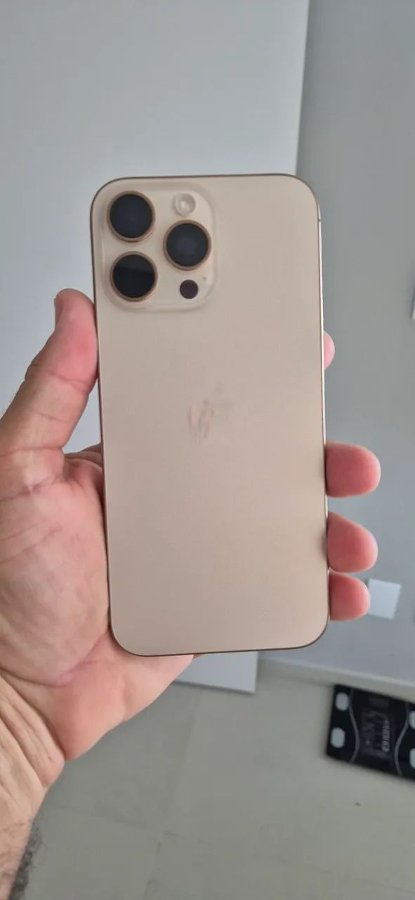 Iphone 16 Pro Max - Foto 3