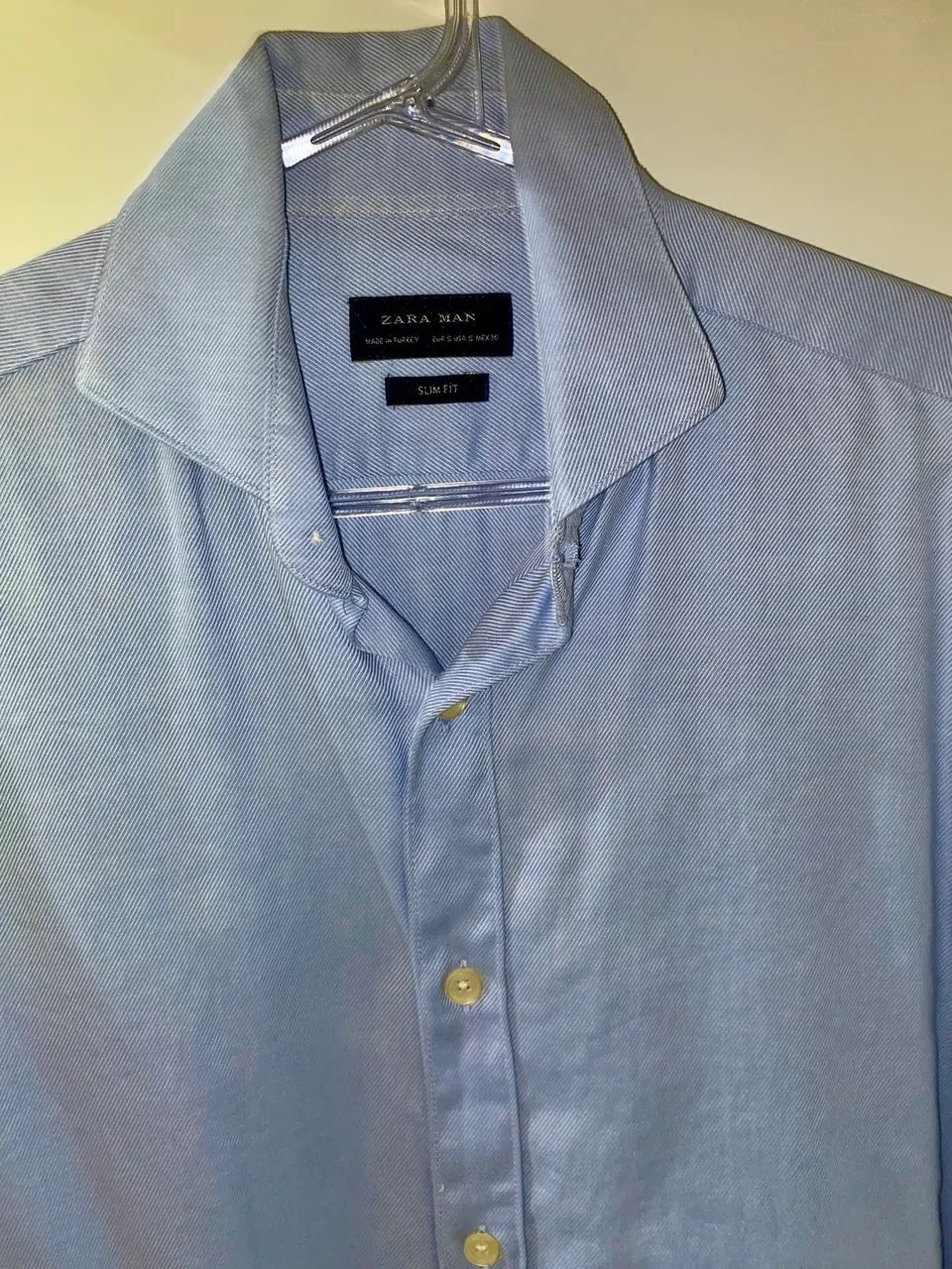 Camisas sociais: Dlt, Ad life style, Dudalina, Zara e Blinclass. Todas P - Foto 5