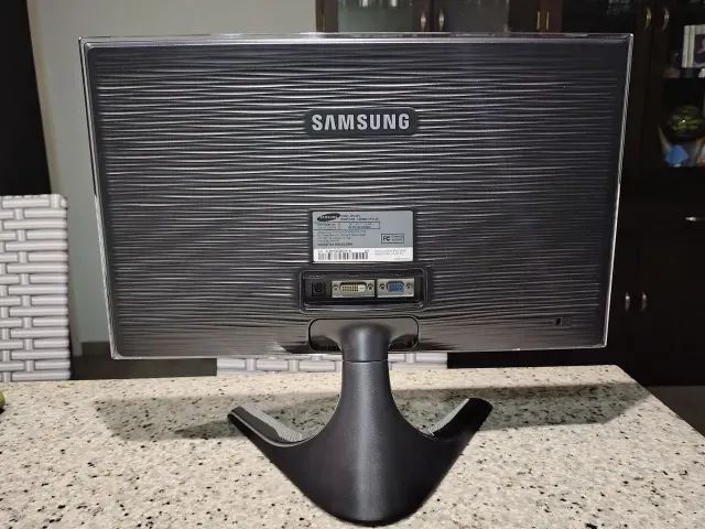 Vendo Monitor Samsung de 20 Polegadas - Foto 3