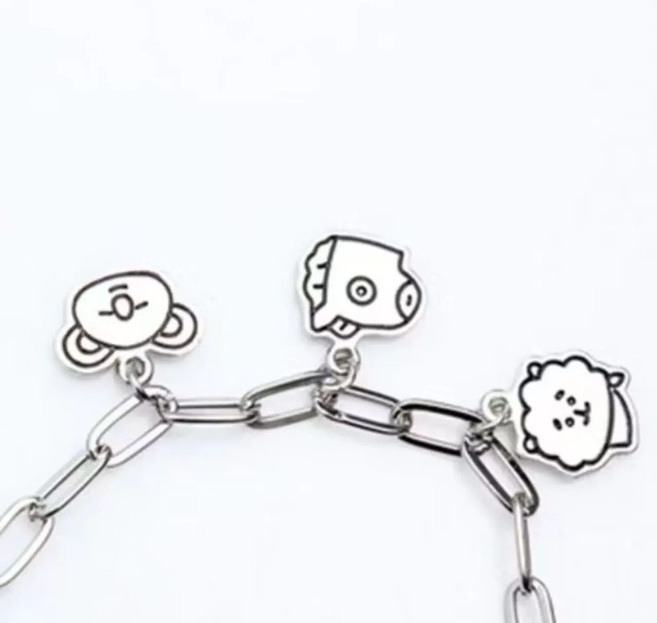 Kit 3 Pulseiras BTS BT21 prata - Foto 3