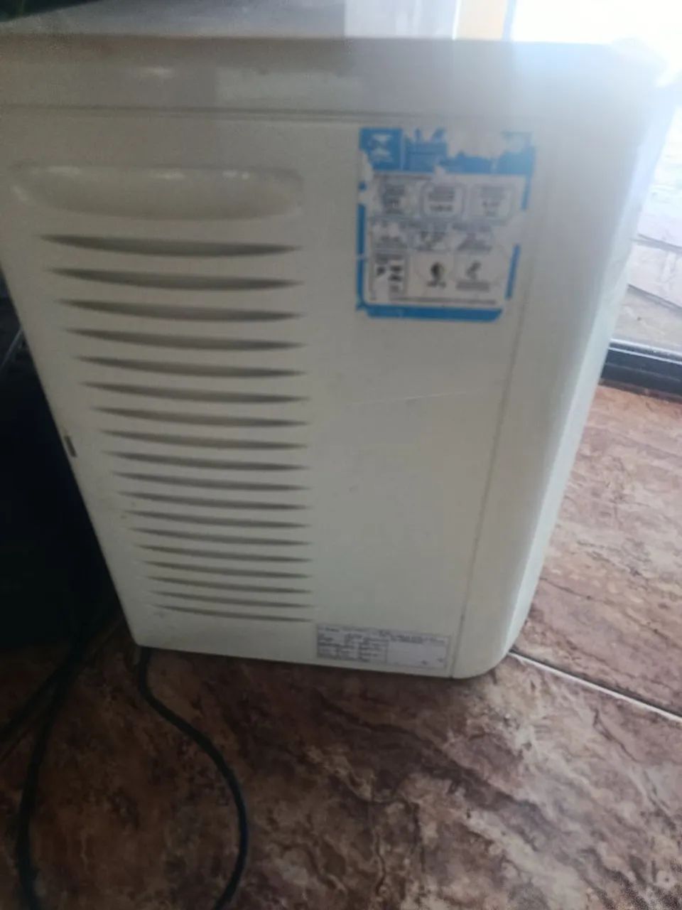 Bebedouro com compressor  - Foto 2
