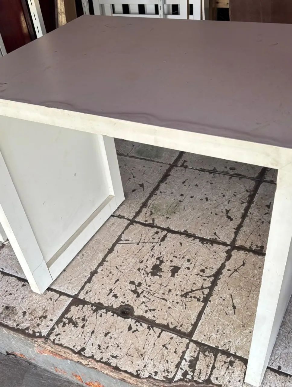 Balcão de madeira /MDF _GRANDE E ESPAÇOSO PARA COMERCIO OU MESA DE MANICURE 