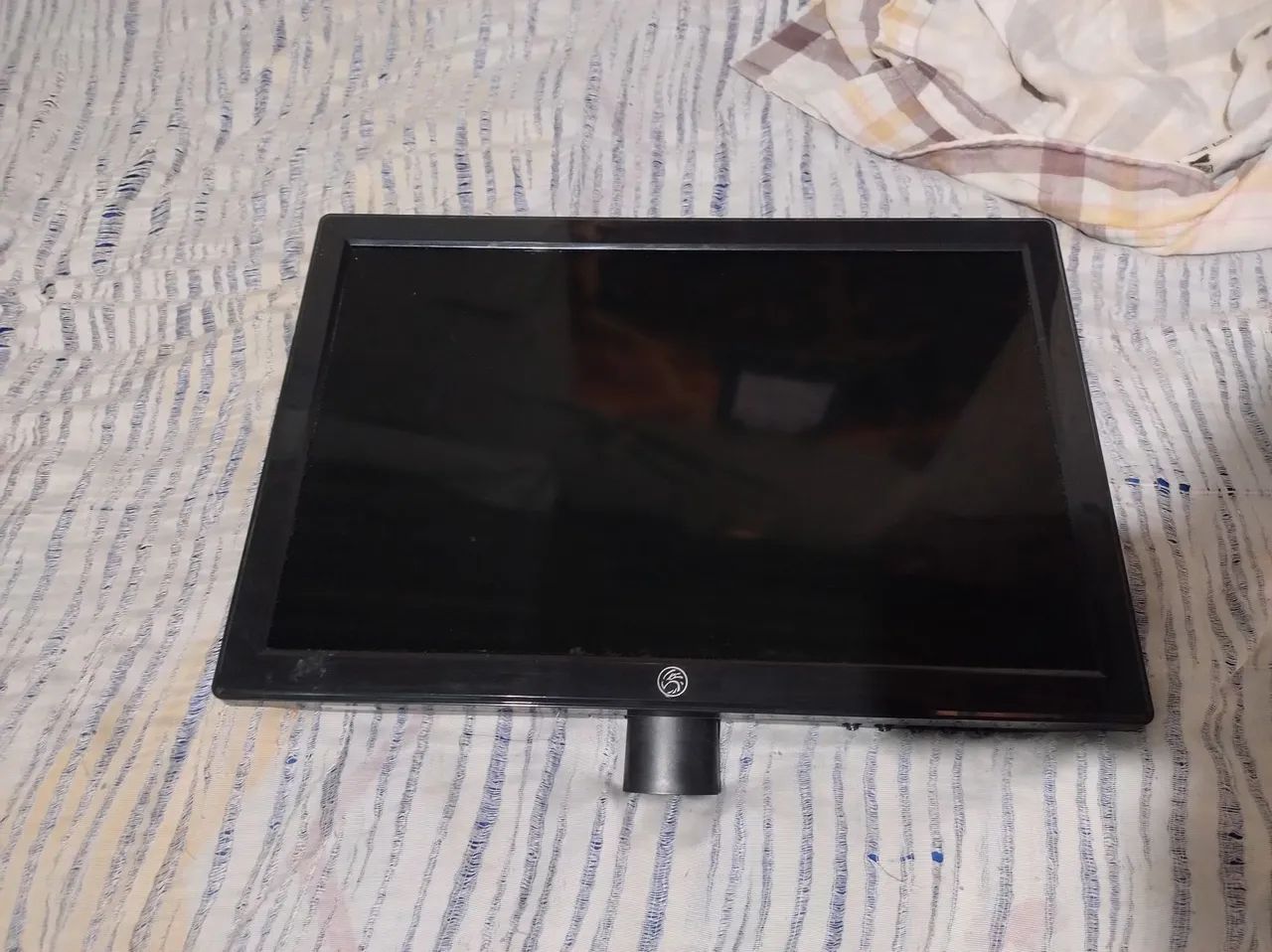 Monitor 15.40