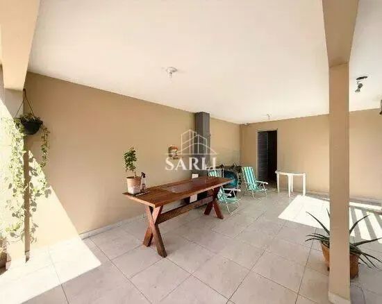 Casa, com 4 dormitórios, com 4 vagas e garagem, de 176 m² Jardim Atlântico - Florianópolis - Foto 5